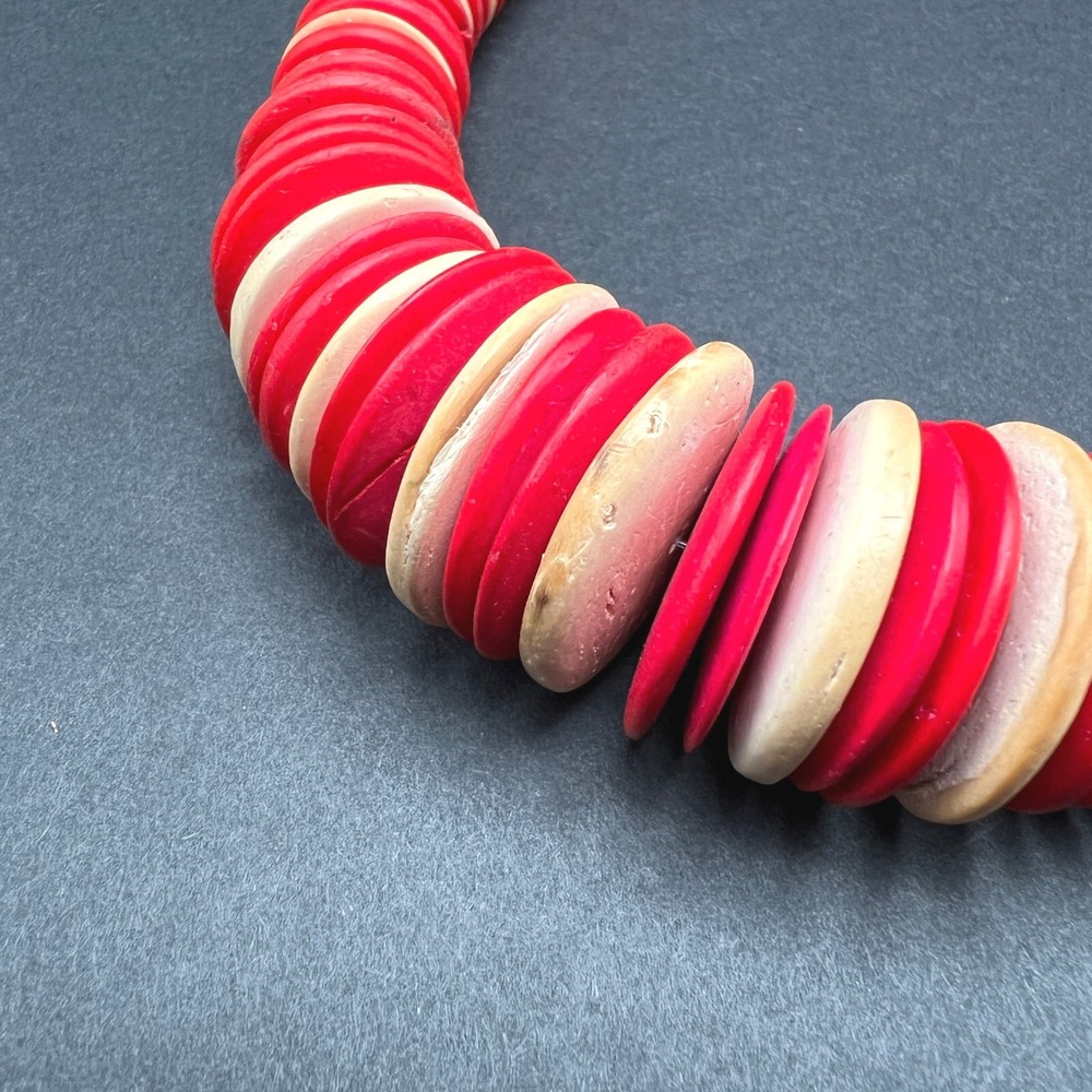 Vintage Wooden Disc Necklace Chunky Red Cream Natural Boho Graduated Choker - Picture 5 of 10